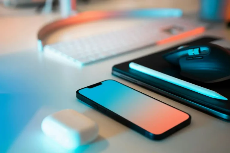Meilleur smartphone moins de 300 euros : notre sélection 2025