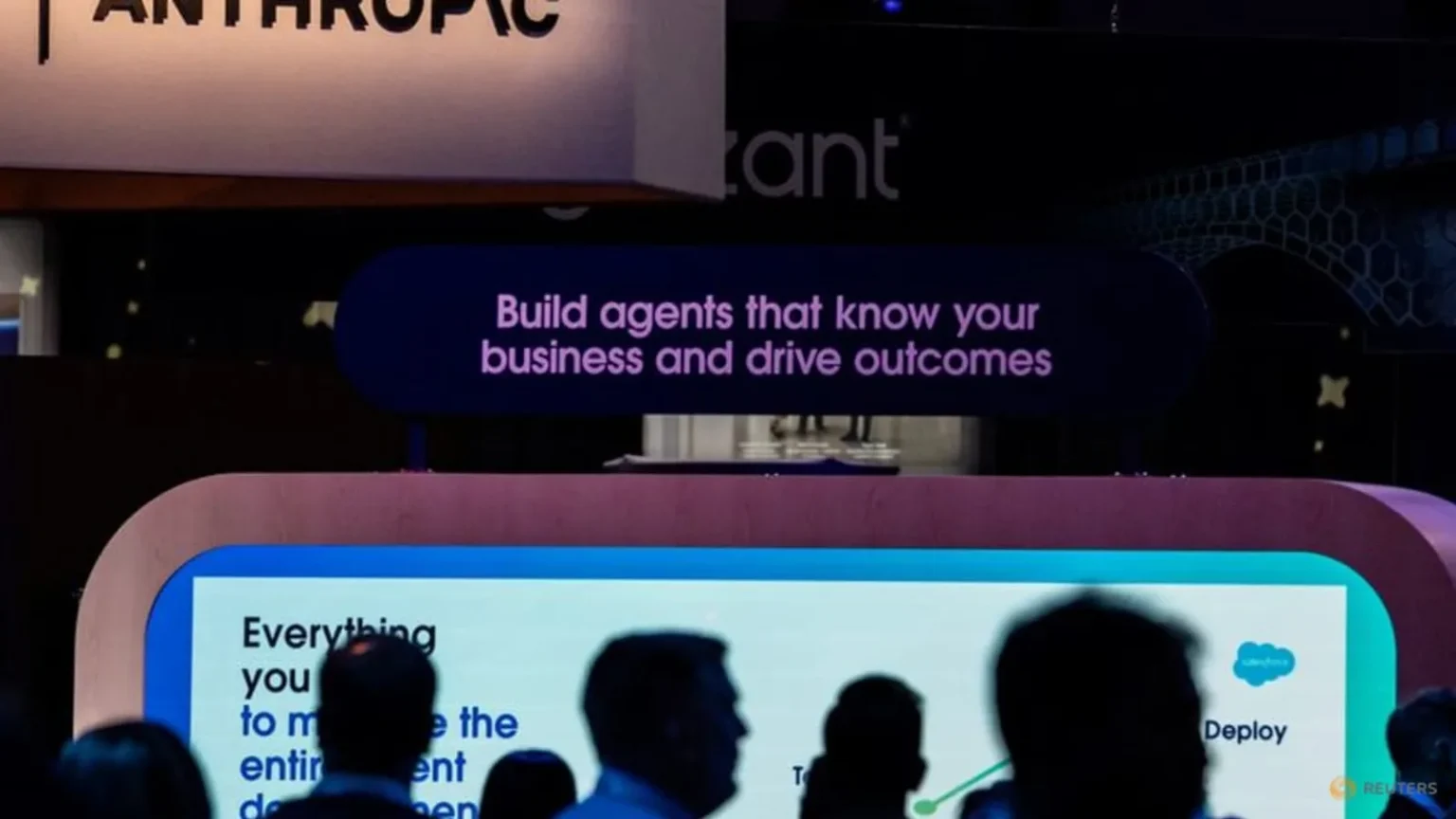 Anthropic : 518 milliards de dollars d’infra IA, 80 % non résiliables Stand Anthropic au salon Dreamforce 2026 à San Francisco