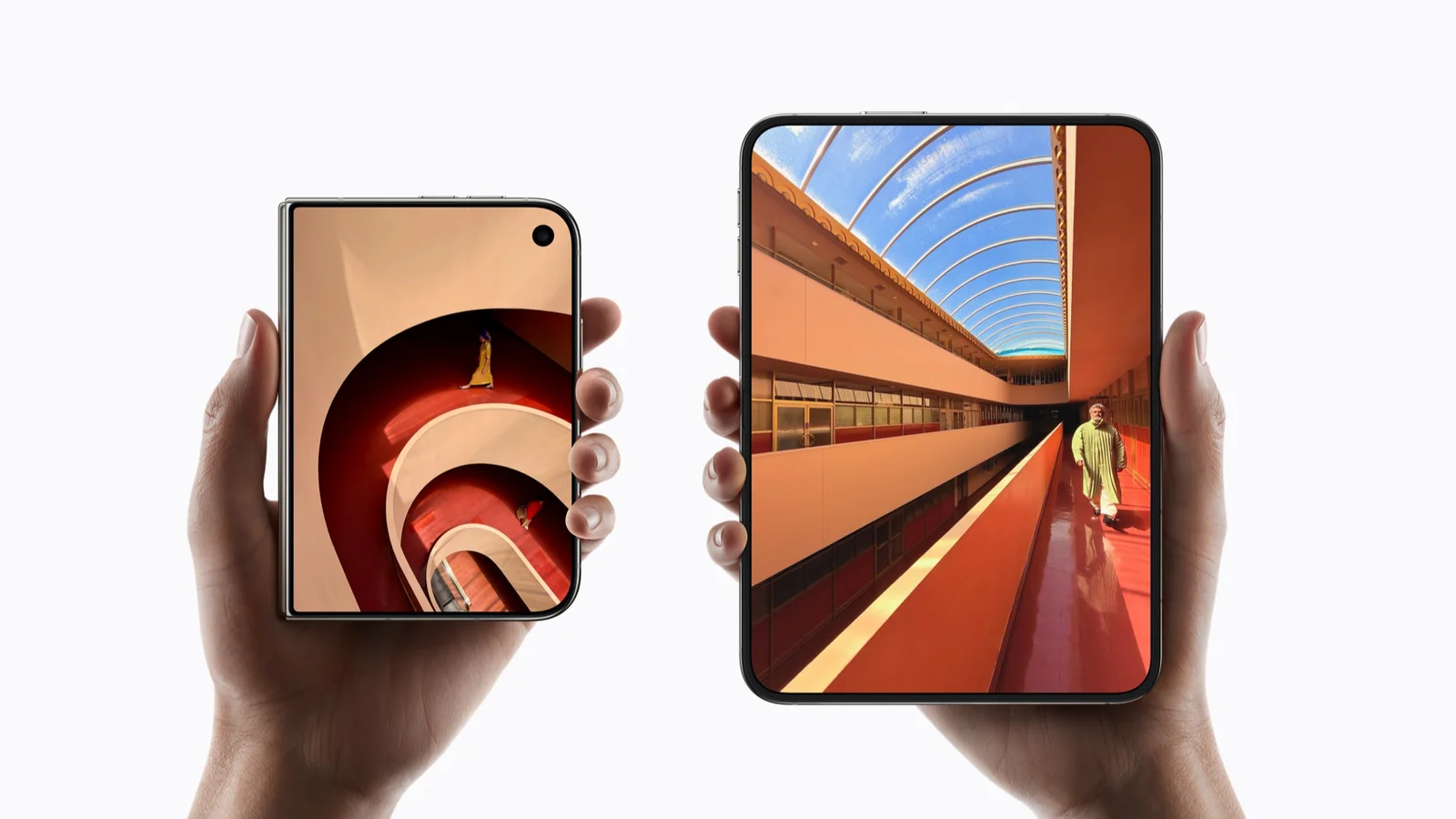 Schéma des tailles d’écran de l’iPhone Duo : 5,4 pouces à l’extérieur, 7,6 pouces à l’intérieur.