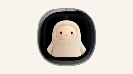 Muse Charm de Meta : pendentif IA autonome avec personnage à l’écran (crédit Meta)