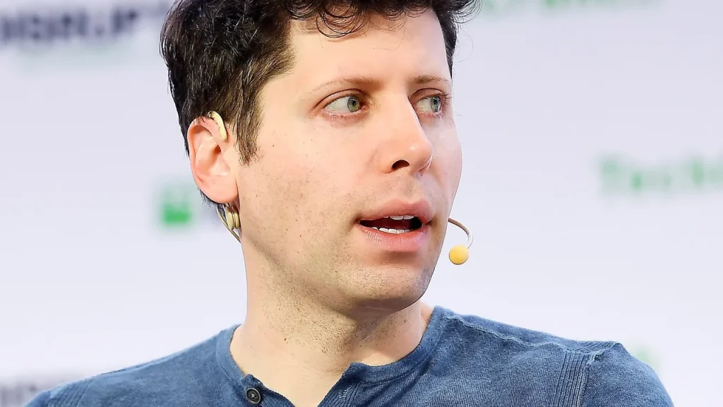 Sam Altman, PDG d'OpenAI, photographié au TechCrunch Disrupt SF 2019